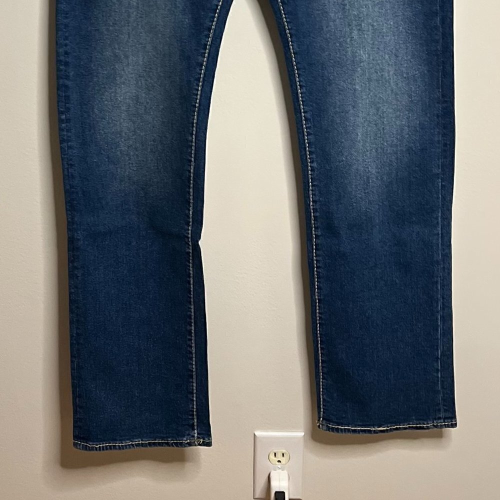 True Religion RICKY BIG T STITCH STRAIGHT JEAN Size 34 x 32 - Picture 3 of 11